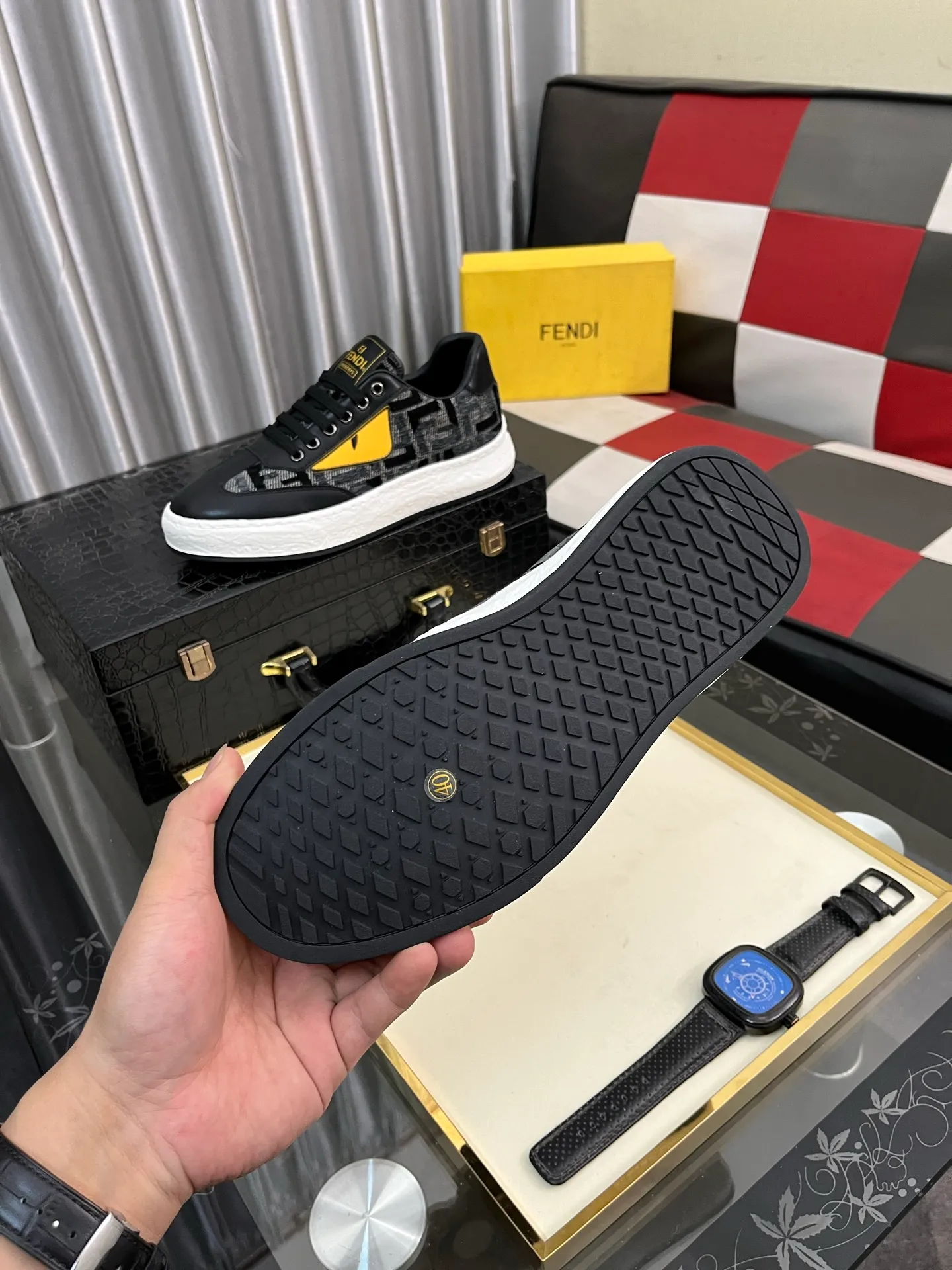 Men's shoes 💰420⌚️⌚️FENDI "Fendi" P480 Regular size: 38-44 (casual shoes) Product materials: Selected cowhide upper, soft sheepskin lining; original outsole. 4️⃣colors available